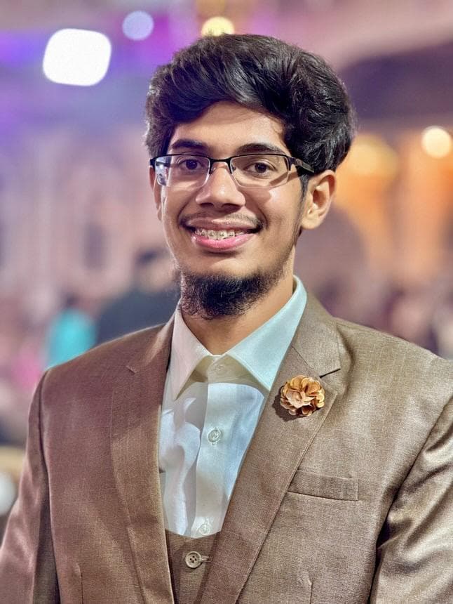 Uzair, co-founder of Scroll2Lead